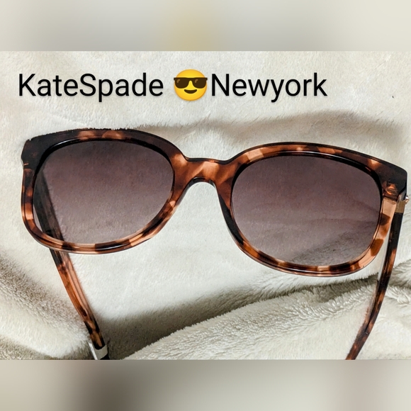 Sunglasses 😎 - Picture 3 of 6
